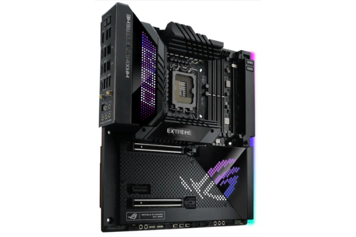 Материнская карта ASUS ROG MAXIMUS Z690 EXTREME, LGA1700, Z690, 4*DDR4 , SLI+CrossFireX, SATA3 + RAID, Audio, LAN*2 (2,5 + 10 GB), USB 3.2*16, USB 2.0*6, ATX ;ROG MAXIMUS Z690 EXTREME-1