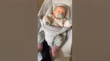 Real parents review Ergobaby Evolve Baby Bouncer with cocoloveswolf
