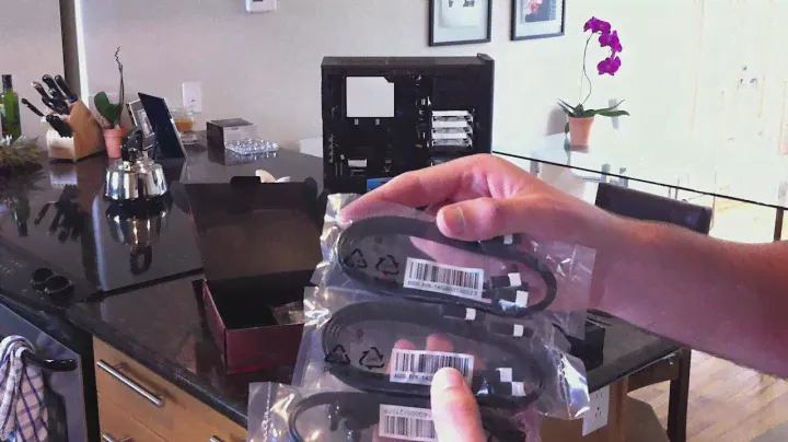 Unboxing Ivy Bridge and Maximus V Gene