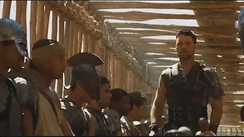 "Gladiator Fights Alone" In The Capua Arena - Gladiator 2000
