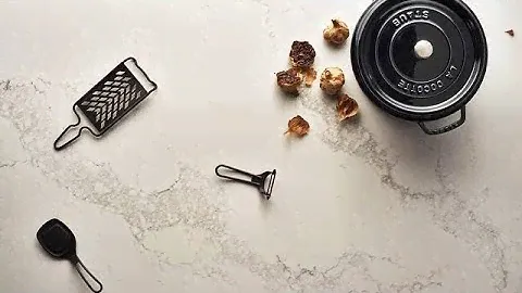 КАМЕНЬ УКР - 5031 Statuario Maximus Искусственный камень, кварц Caesarstone Цена кв.м