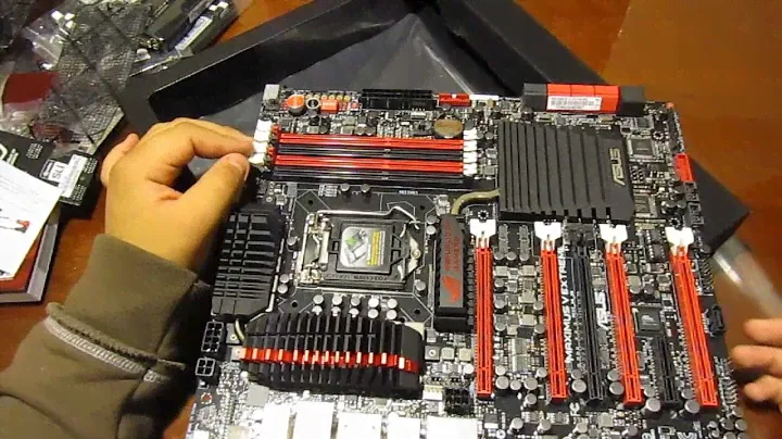 Unboxing Motherboard Maximus V Extreme español LGA 1155 32GB RAM 2800 Mhz DDR3